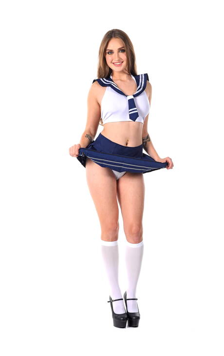 iStripper pleased to share with you a free gallery with Lena Reif exhibit superb shape